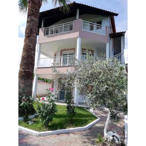 VILLA FOTIS FIRST