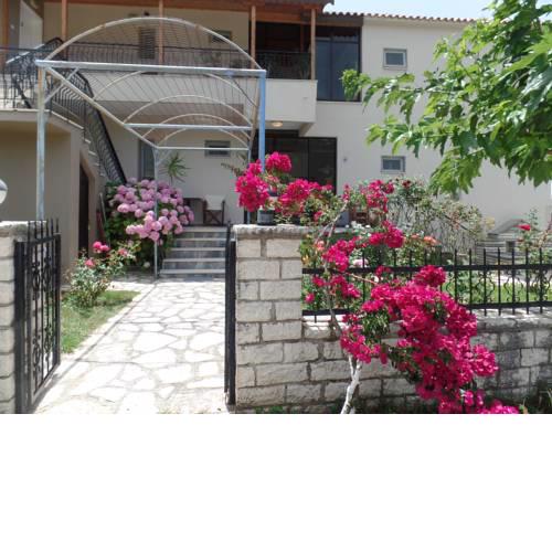 Villa Fotis