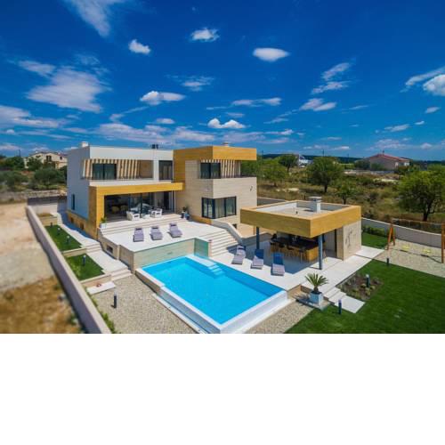 Villa Four Seasons
