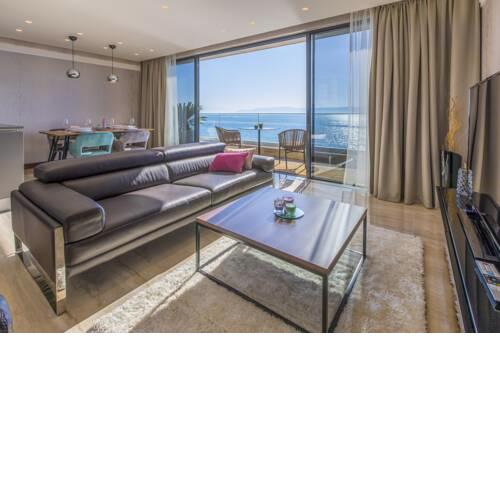 VILLA FRAN - DELUXE PENTHOUSE SUITE with private pool