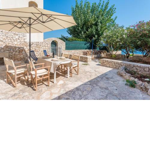 Villa fronte mare nel Salento