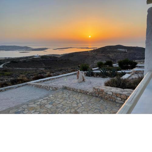 VILLA GAL PAROS