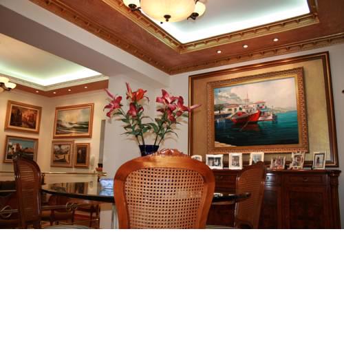Villa Gallery