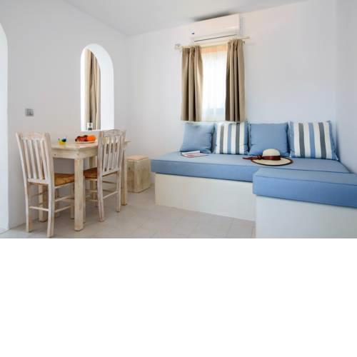 Villa George Santorini