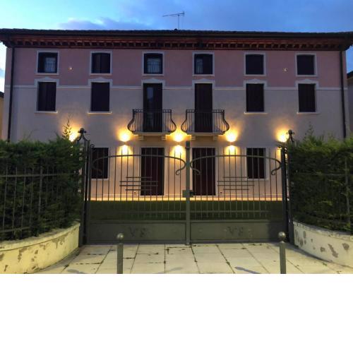 Villa Giotto Luxury Suite & Apartments
