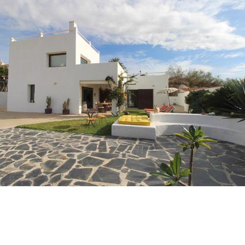 VILLA IBIZA STYLE
