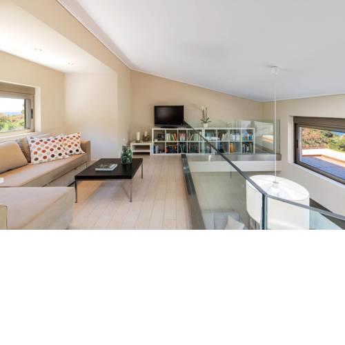 Villa Idyle - Luxury Beachfront Residence