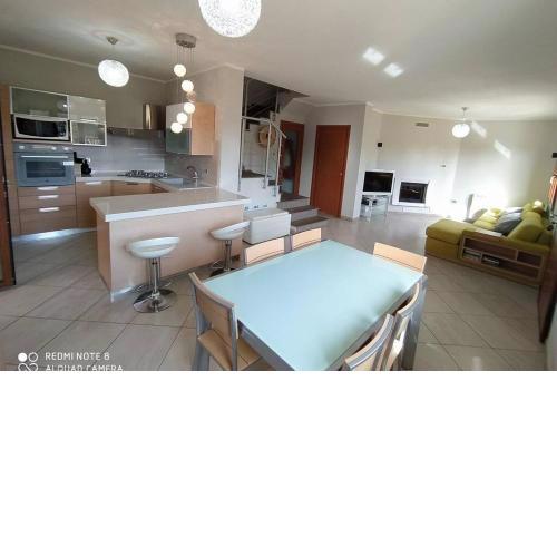 Villa "Il giardino di Diana" cod IUN Q4580