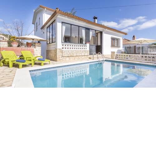 Villa in Blanes Sleeps 10 with Pool
