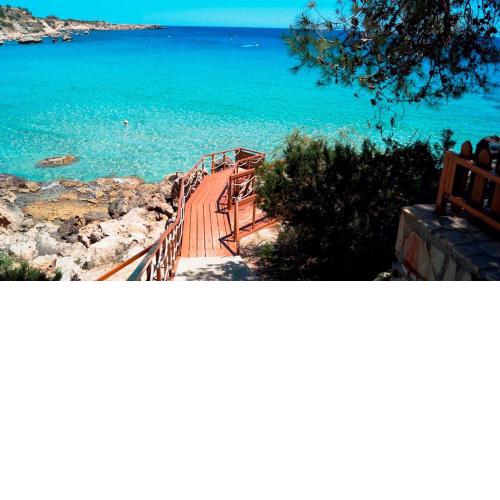 Villa in Bloom, Stunning 3BDR Villa with Pool