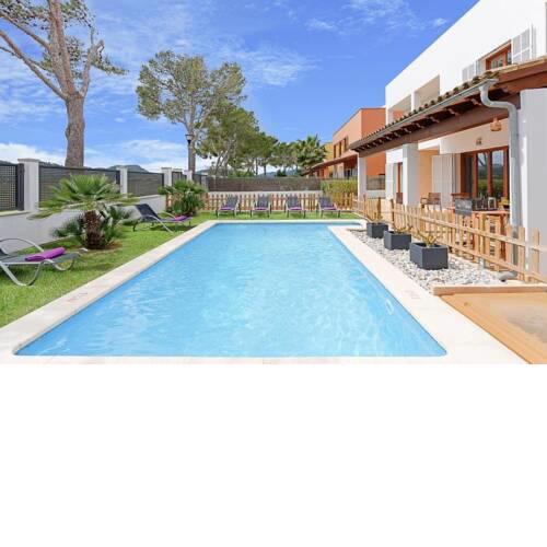 Villa in es Barcares Sleeps 8 includes Swimming pool Air Con and WiFi 8