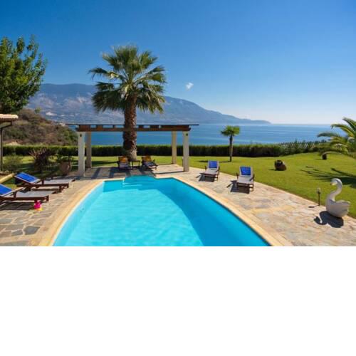 Villa in Kleismata Sleeps 7 includes Swimming pool and Air Con 0