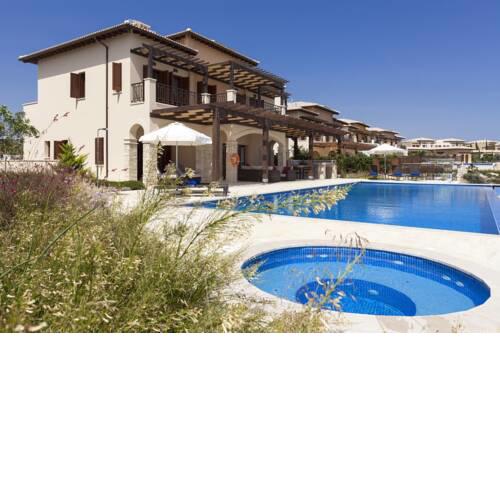 Villa in Kouklia Sleeps 10 includes Swimming pool Air Con and WiFi 1