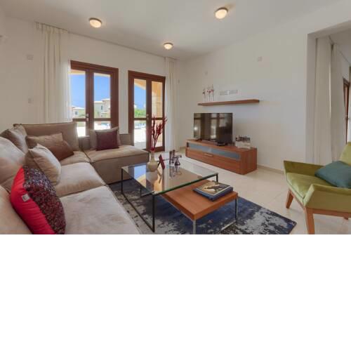 Villa in Kouklia Sleeps 4 includes Swimming pool Air Con and WiFi 5
