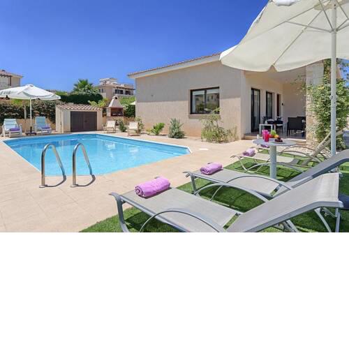 Villa in Latchi Sleeps 5 with Pool Air Con and WiFi