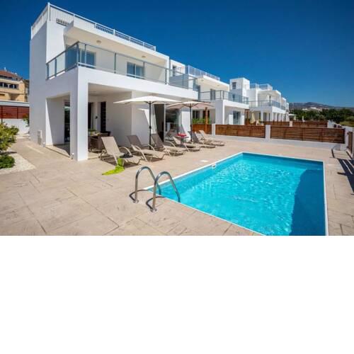 Villa in Pegeia Sleeps 6 includes Swimming pool Air Con and WiFi 1 5 8