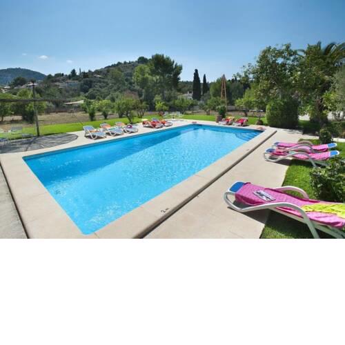 Villa in Pollenca Sleeps 10 includes Swimming pool Air Con and WiFi