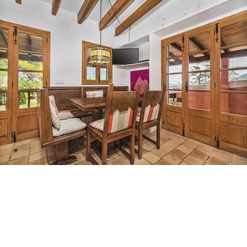 Villa in Pollenca Sleeps 4 includes Swimming pool and Air Con 2