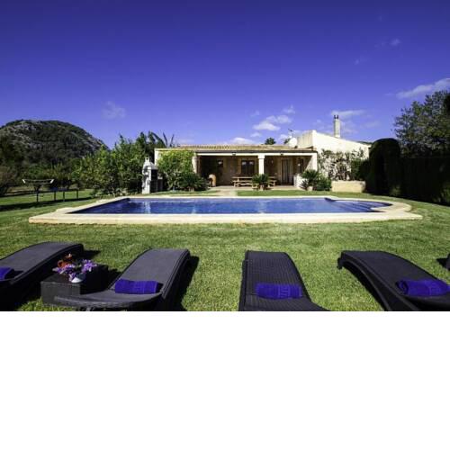 Villa in Pollenca Sleeps 6 includes Swimming pool Air Con and WiFi 5