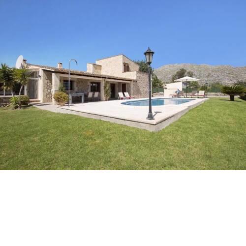 Villa in Pollenca Sleeps 6 includes Swimming pool Air Con and WiFi 6