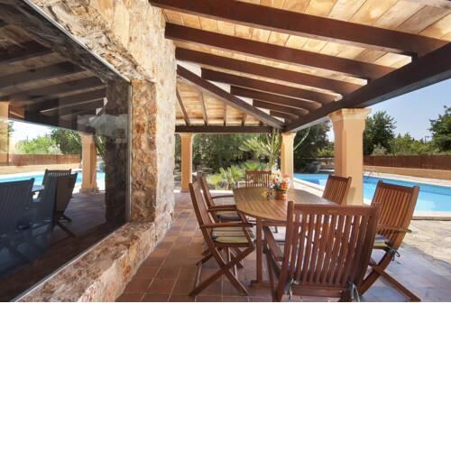 Villa in Pollenca Sleeps 8 includes Swimming pool and Air Con