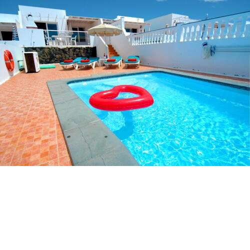 Villa in Puerto del Carmen Sleeps 5 includes Swimming pool 3