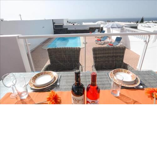 Villa in Puerto del Carmen Sleeps 5 includes Swimming pool and Air Con