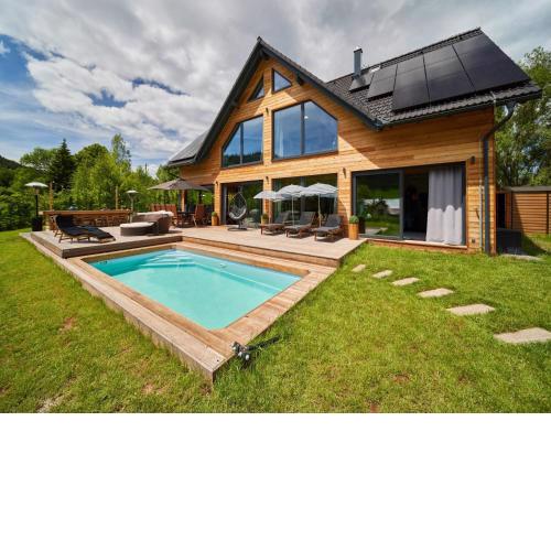 Villa in Trutnov with hot tub