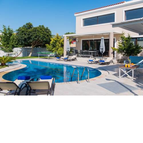Villa Ioanna
