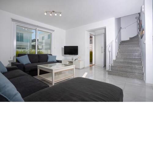 Villa Ioli Green Bay Protaras