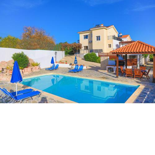 Villa Ira Finiki