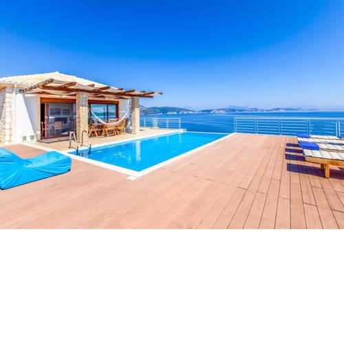 Villa Iris Karavi