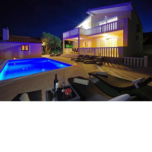 Villa Iva for 14 private pool