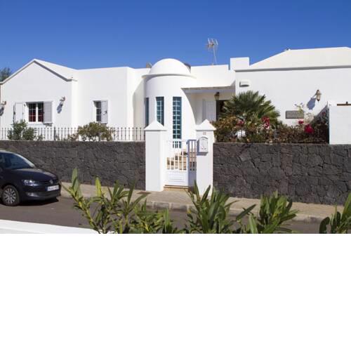 Villa Joanne - 4 Bedroom villa - WiFi and Air conditioning - Perfect for families