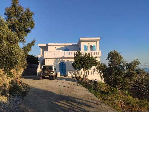 VILLA KARA - Bed and Breakfast