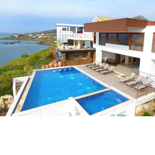 Villa Karavi