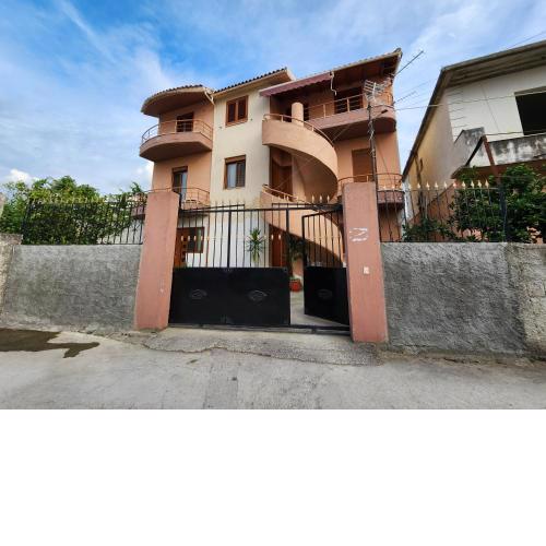 Villa Karcanaj Vlore
