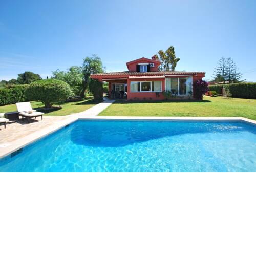 Villa Kentia, charming and stylish country house close to Palma