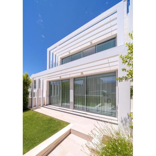 Villa "La Perla" in La Reserva Sotogrande - Sea View - 6 persons - 3 bedrooms and bathrooms - since 2022