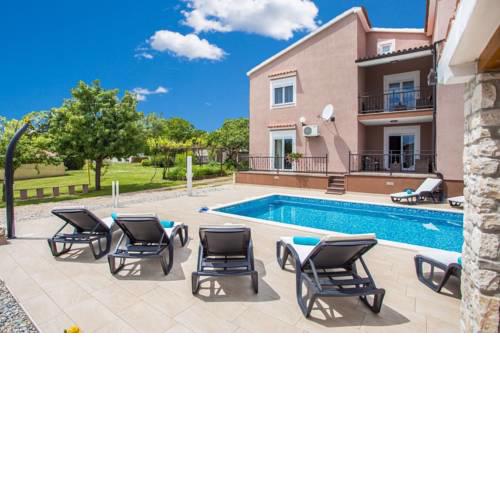 Villa Lara