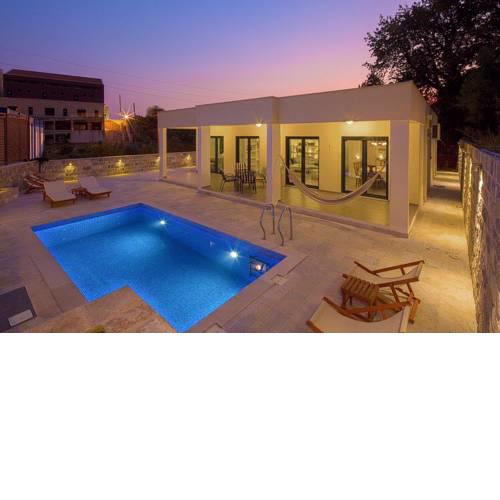 Villa latina 2