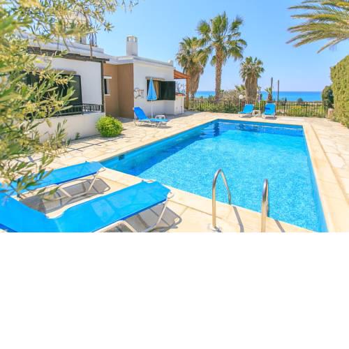 Villa Lela Tria