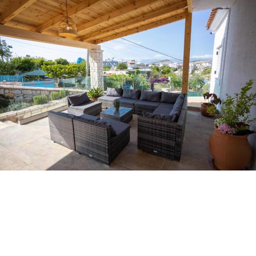 VILLA LEVANDA KSAMIL