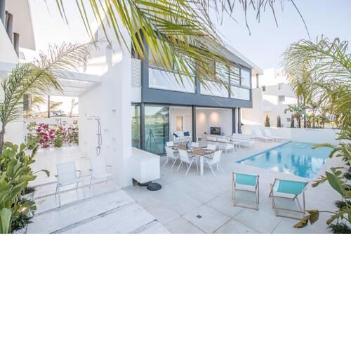 Villa Limni Enas - Luxury and Contemporary 3 Bedroom Kapparis Villa with Sea views