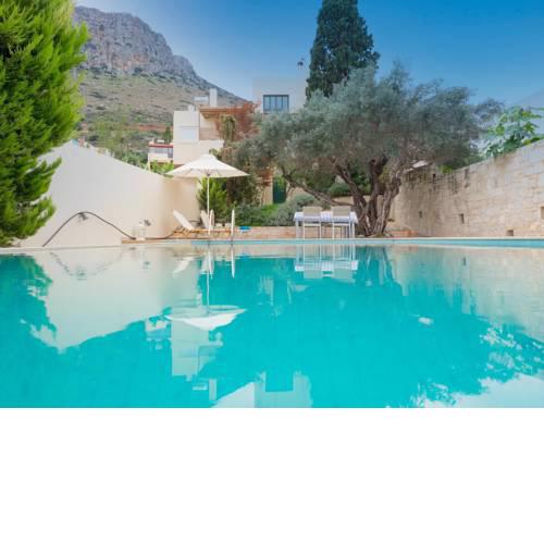 Villa Loukia