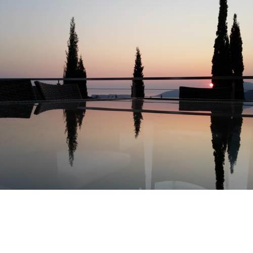 Villa Lusticia