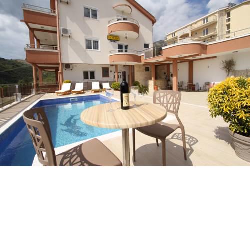 Villa LUX Rajovic