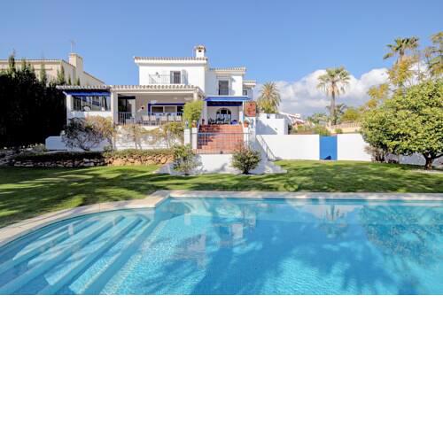 Villa Luxe Calle Los Lirios