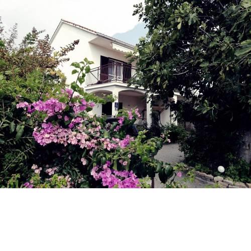Villa Maja
