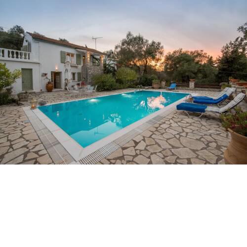 Villa Mamma Mar, Magazia
